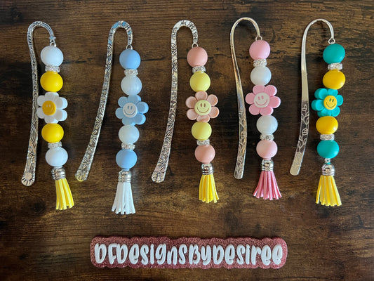 Happy Daisy Bookmark