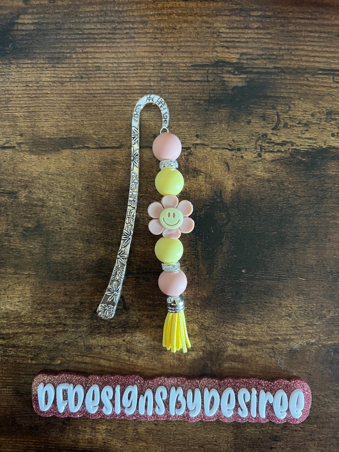 Happy Daisy Bookmark