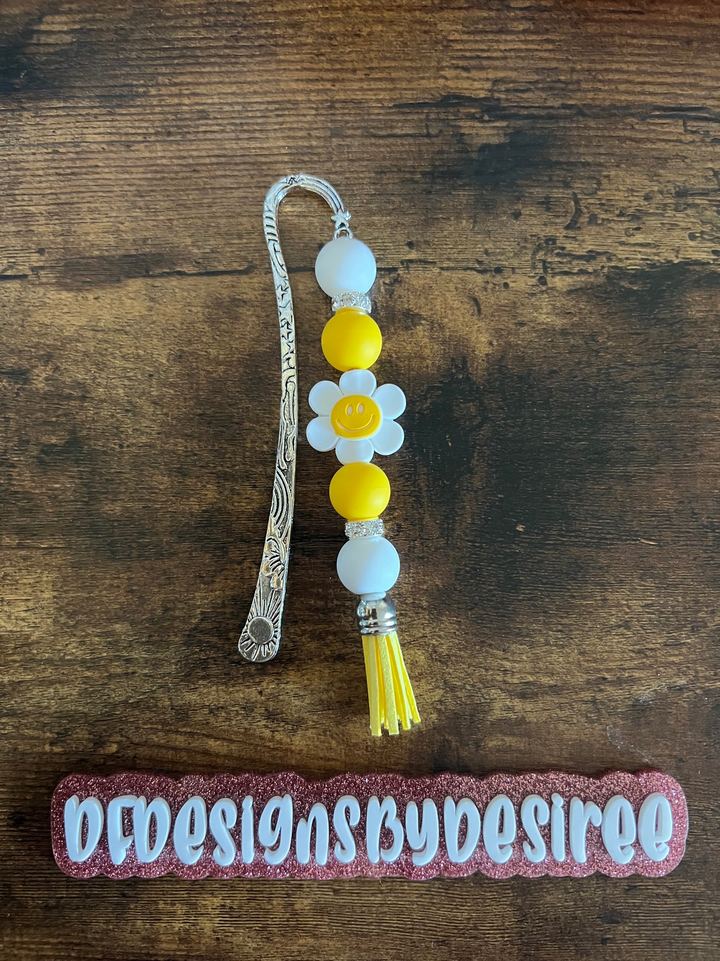 Happy Daisy Bookmark