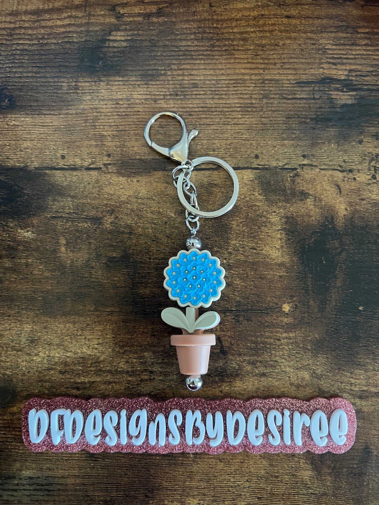 Bloom Hydrangrea Bar Keychain